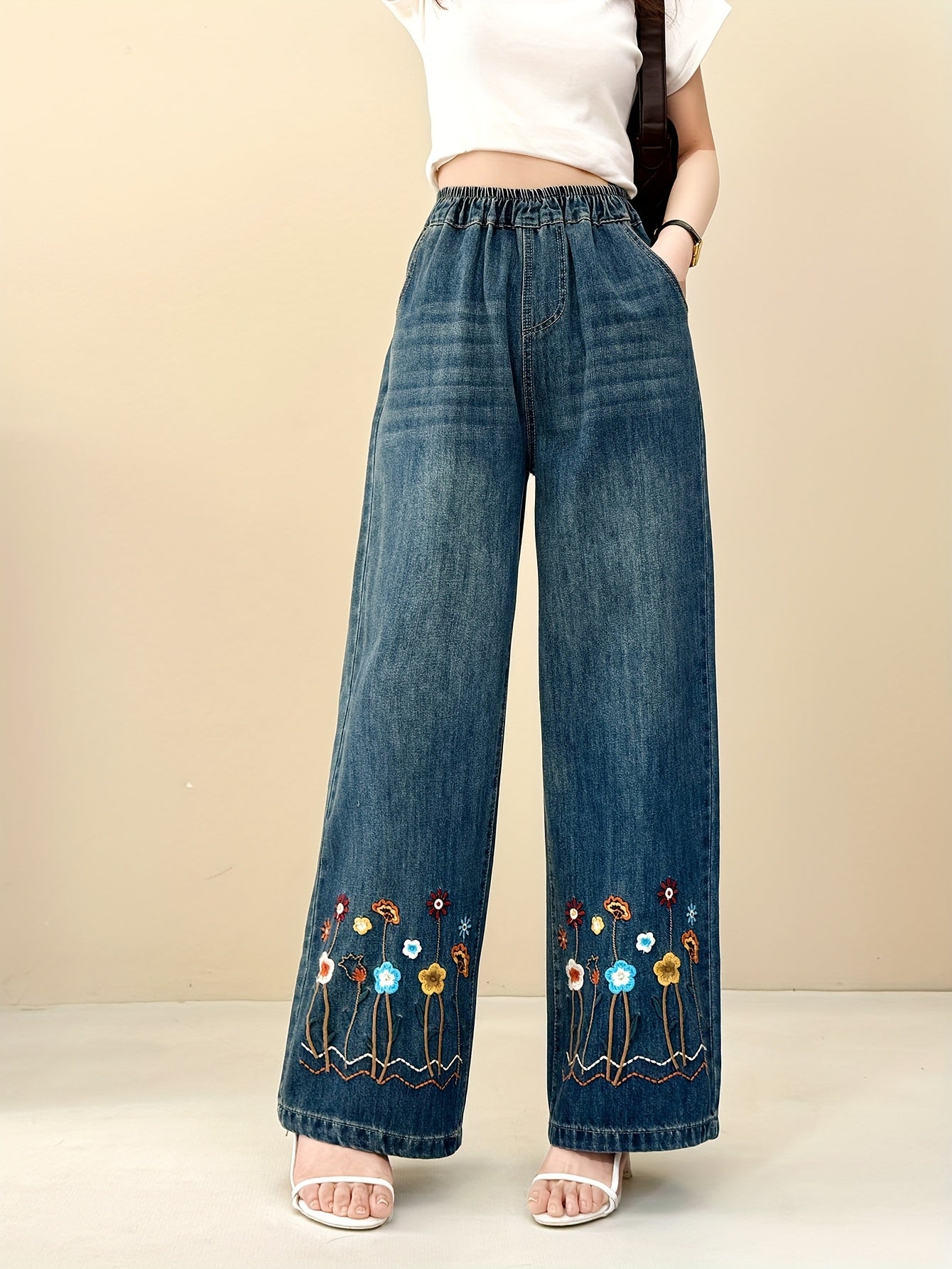 Jeans With Printed Pants Legs