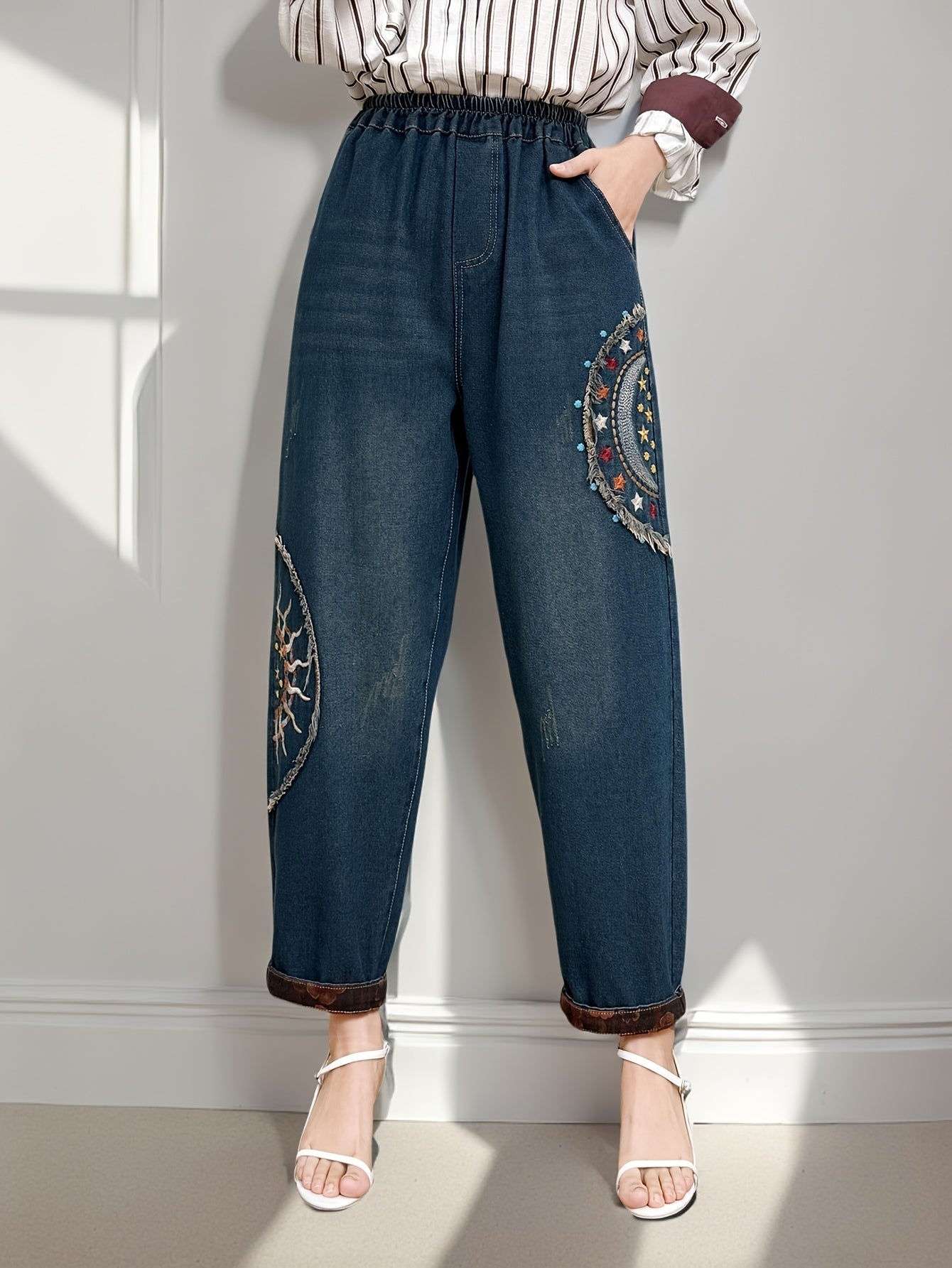 Harun pants with stars and moon