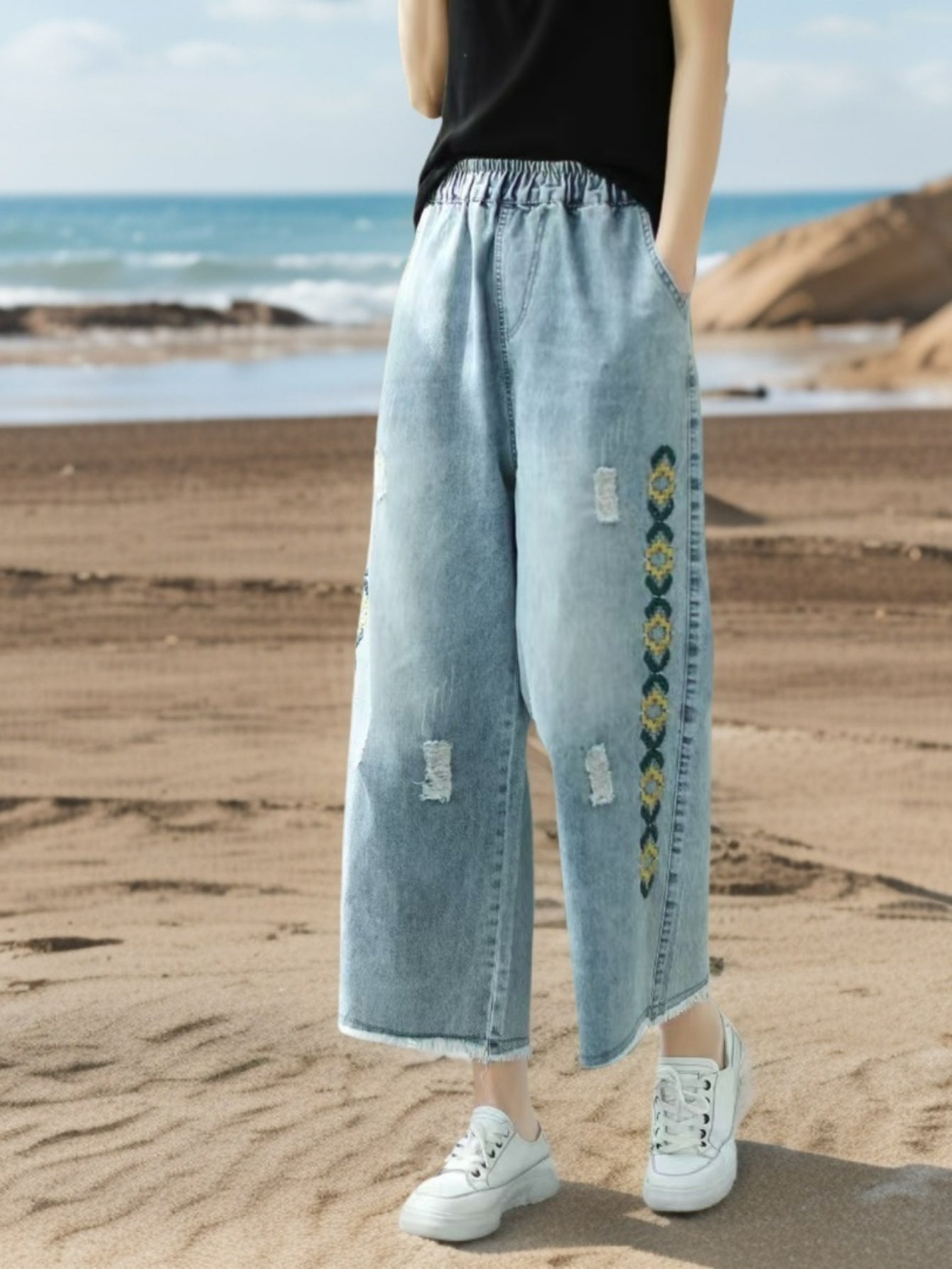 Yellow Diamond Embroidered Jeans
