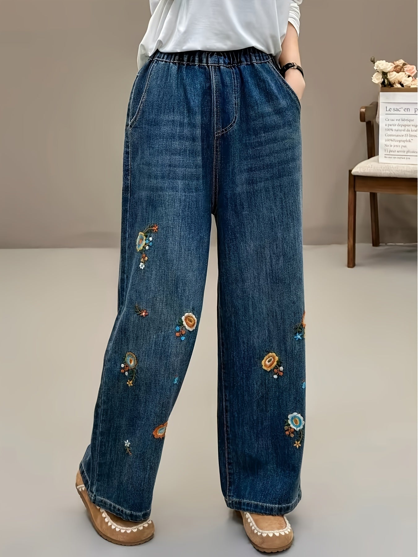 Flowers Embroidered Jeans