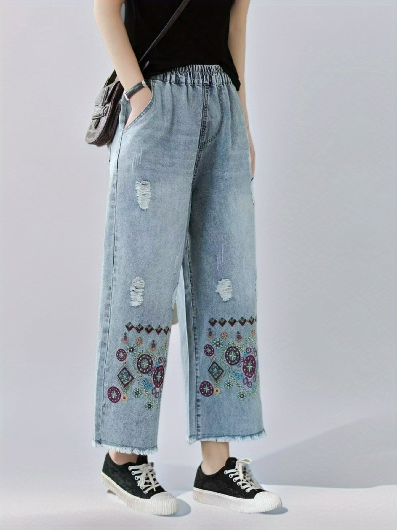 Bohemian Circle Embroidered Jeans