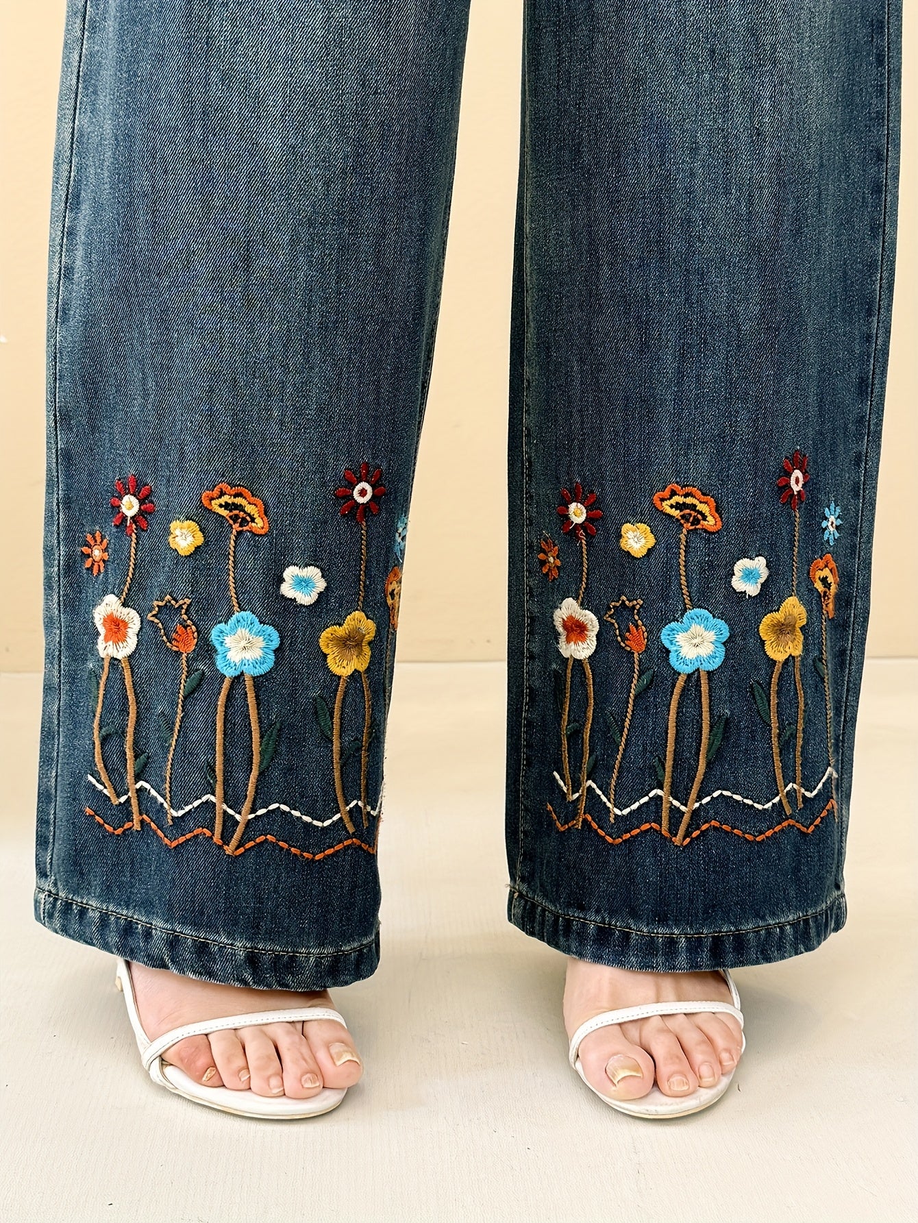 Jeans With Printed Pants Legs