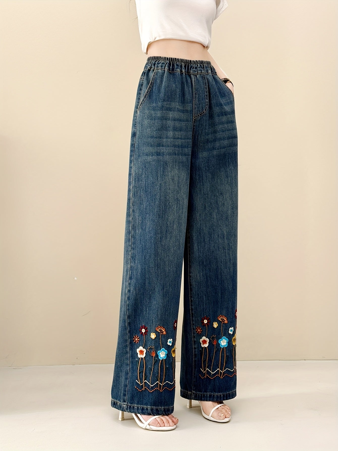 Jeans With Printed Pants Legs