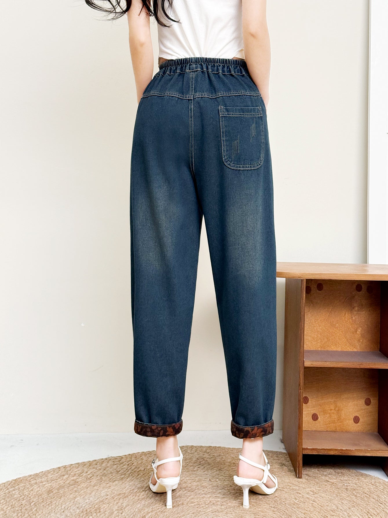 Harem pants with Side embroidery tassel