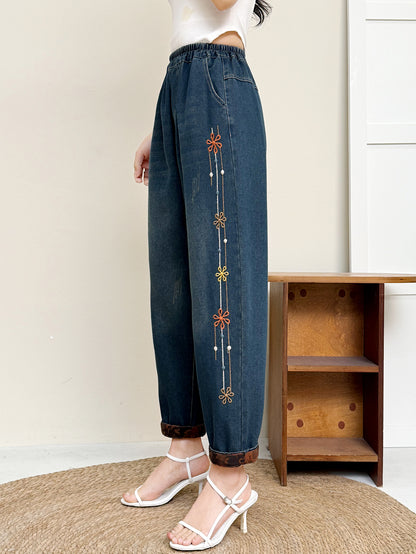 Harem pants with Side embroidery tassel